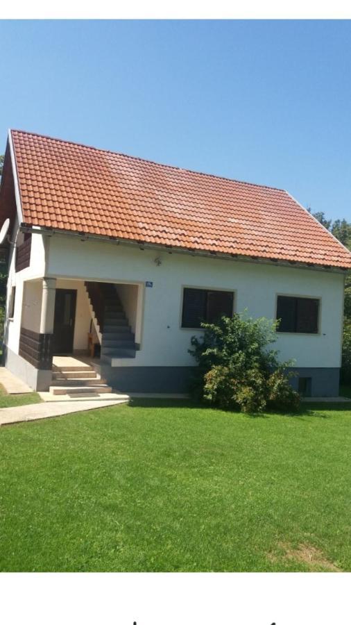 Apartman Filip Apartment Смолянац Екстериор снимка