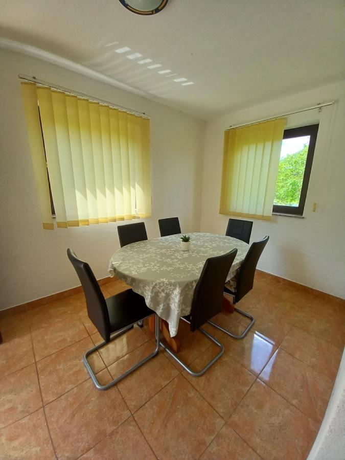 Apartman Filip Apartment Смолянац Екстериор снимка